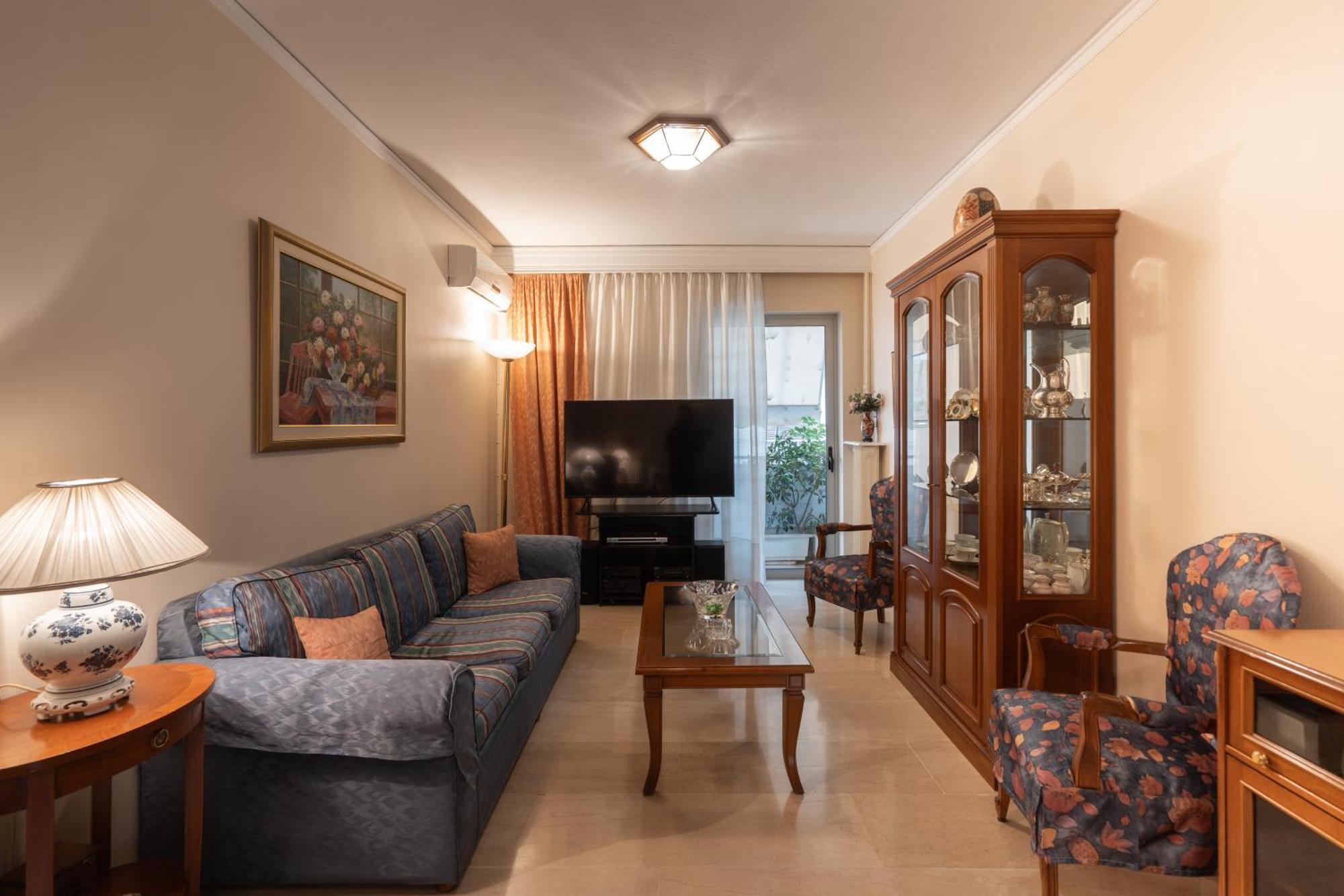 Thissio Family Apartment Atene Esterno foto