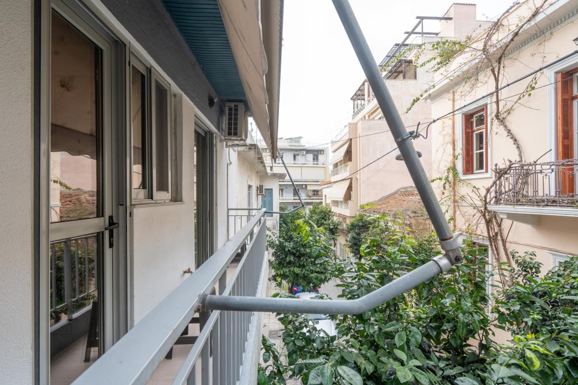 Thissio Family Apartment Atene Esterno foto
