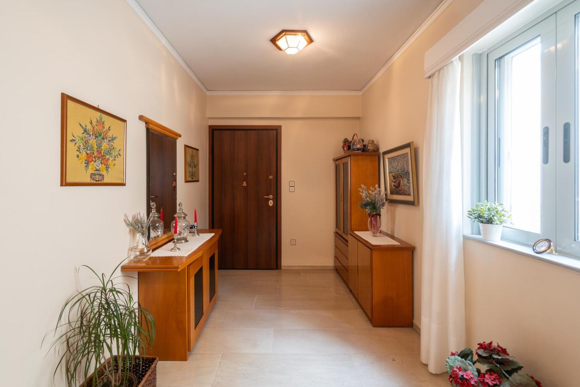 Thissio Family Apartment Atene Esterno foto